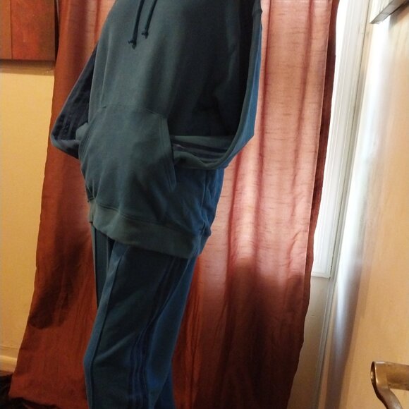 Adidas Originals Ivy Park NEW 2 PC Set + A FREE Ivy Park Set Added Bonus* - Picture 12 of 16